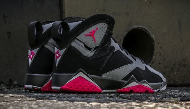 Air Jordan 7 GS Fuchsia Flash 442960 008